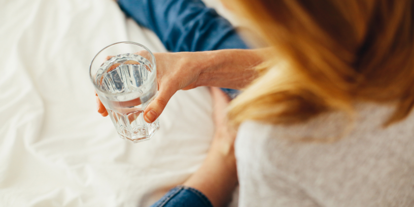 ¿Te sientes cansada? Descubre la importancia de una buena hidratación